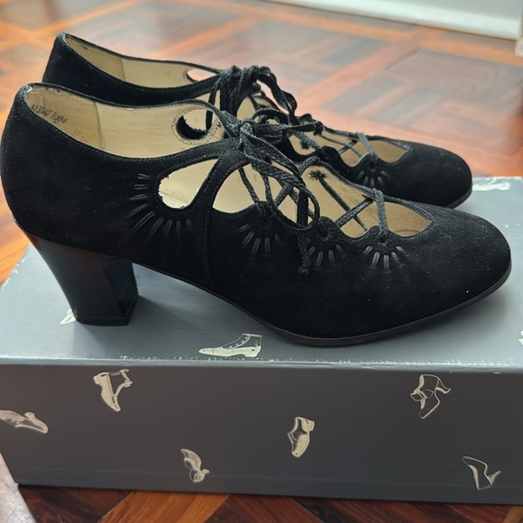 Vintage Bally suede lace-up pumps made in Switzerland Size EU 36.5 E US6 - Picture 9 of 9